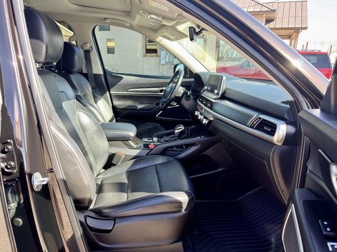 Used 2021 Kia Telluride S image 13