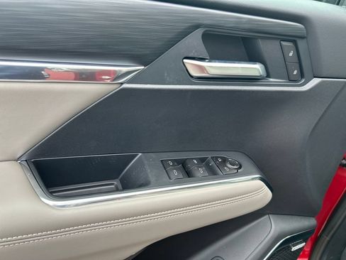 New 2026 GMC Acadia Elevation w/ Elevation Premium Package FWD image 28