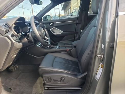 Used 2022 Audi Q3 2.0T Premium Plus w/ Premium Plus Package AWD/4WD image 10