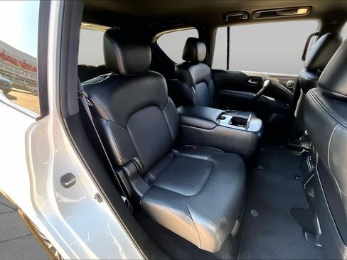 Used 2023 Nissan Armada SL w/ Midnight Edition Package AWD/4WD image 20
