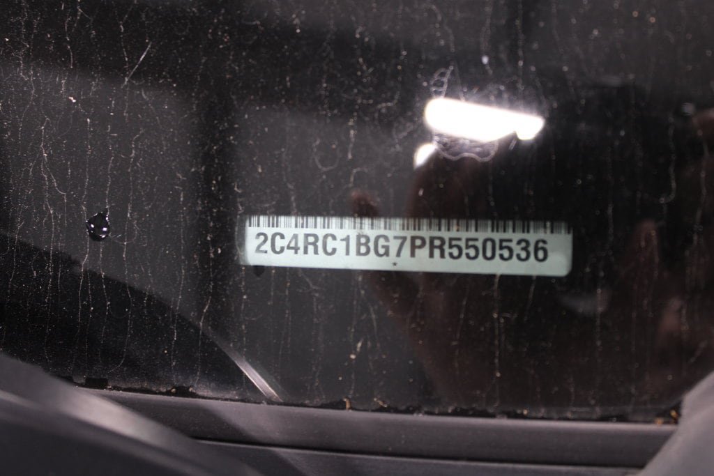 Used 2023 Chrysler Pacifica Touring-L FWD image 45
