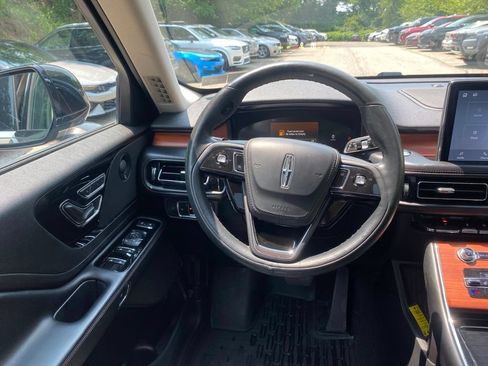 Used 2021 Lincoln Aviator Reserve w/ Equipment Group 201A AWD/4WD image 13