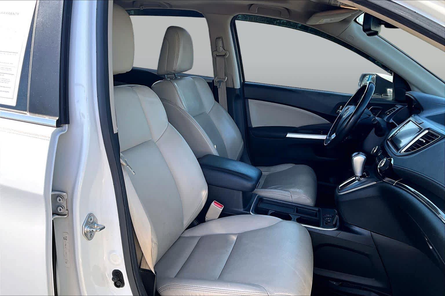 Used 2015 Honda CR-V Touring image 8