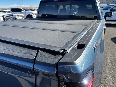 Used 2024 GMC Sierra 1500 SLT w/ SLT Premium Package image 19