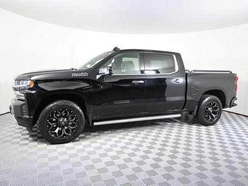 Used 2021 Chevrolet Silverado 1500 High Country w/ Safety Package II AWD/4WD image 2
