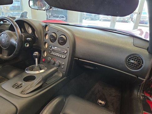 Used 2004 Dodge Viper SRT-10 RWD image 24