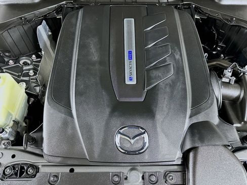 Used 2024 MAZDA CX-90 Plug-In Hybrid w/ Preferred AWD/4WD image 36