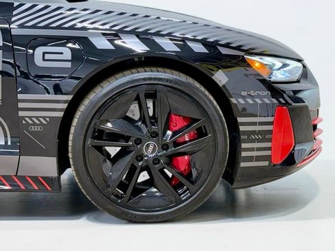 Used 2023 Audi RS e-tron GT AWD/4WD image 18