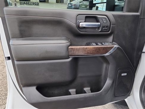 Used 2022 GMC Sierra 3500 Denali image 14