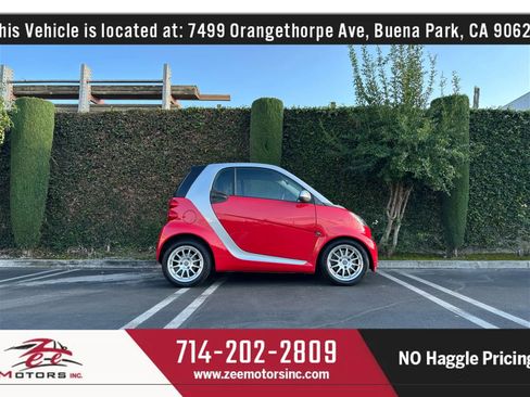 Used 2011 smart fortwo passion image 5