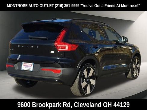 New 2024 Volvo XC40 Recharge Plus w/ Protection Package Premier RWD image 6