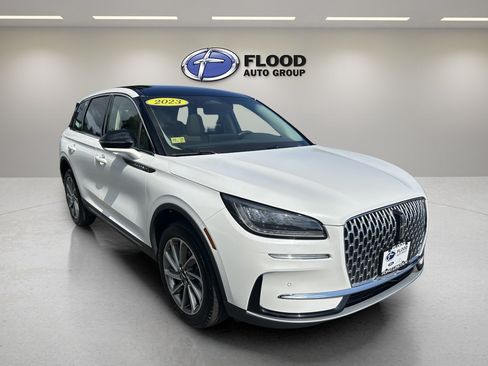 Certified 2023 Lincoln Corsair AWD w/ Equipment Group 101A image 1