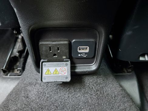 Used 2019 Jeep Compass Altitude image 16