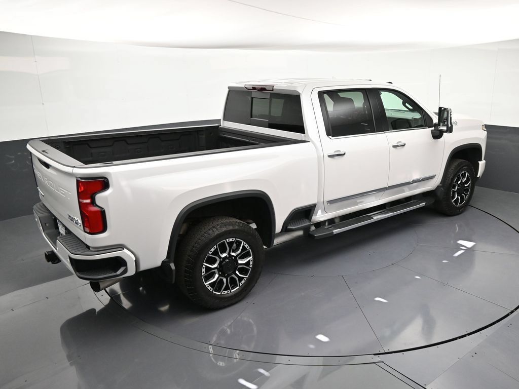 Certified 2025 Chevrolet Silverado 3500 High Country AWD/4WD image 19