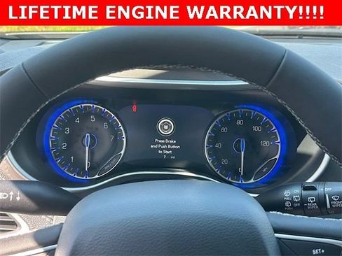 New 2026 Chrysler Pacifica Select FWD image 22