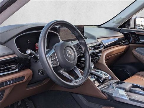 Used 2024 Acura MDX FWD w/ Technology Package image 9