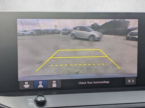 Used 2023 Honda Accord Sport image 10