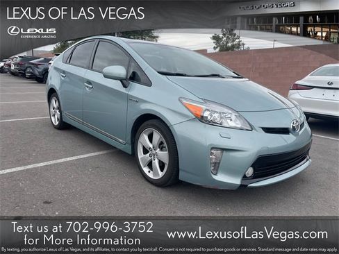 Used 2015 Toyota Prius Five image 1