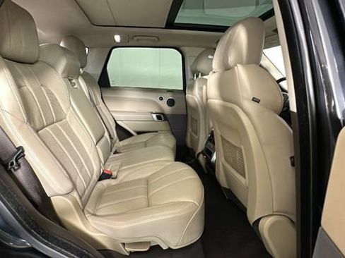 Used 2016 Land Rover Range Rover Sport HSE AWD/4WD image 31
