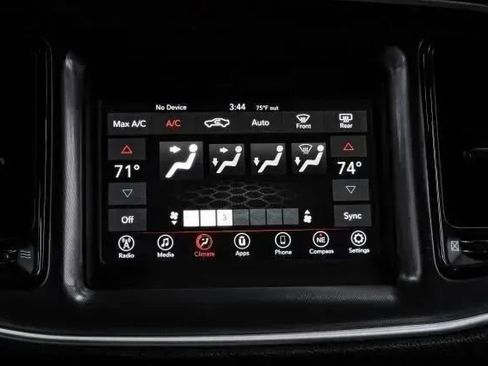 Used 2020 Dodge Challenger SXT image 33