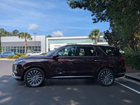 Used 2024 Hyundai Palisade Calligraphy AWD/4WD image 9