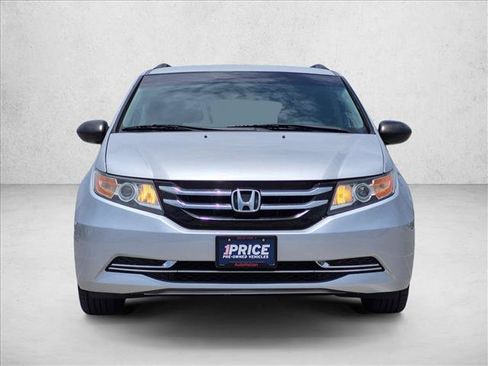 Used 2014 Honda Odyssey LX image 2