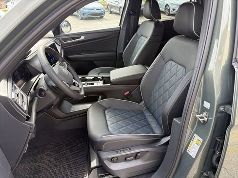 New 2026 Volkswagen Atlas Cross Sport SEL Premium R-Line AWD/4WD image 12