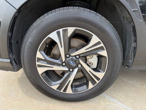 Used 2024 Subaru Crosstrek 2.0i Premium image 9