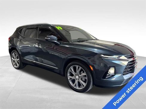 Used 2019 Chevrolet Blazer Premier w/ Sun and Wheels Package AWD/4WD image 3