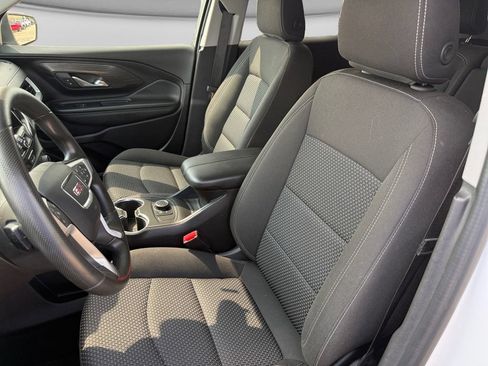 Used 2024 GMC Terrain SLE AWD/4WD image 21