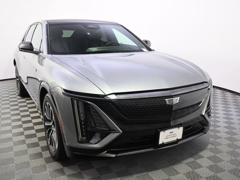 Certified 2024 Cadillac Lyriq Sport w/ LPO, Floor Liner Package AWD/4WD image 9