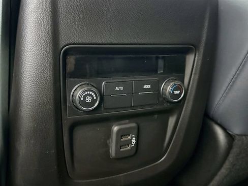 Used 2024 Buick Enclave Essence w/ Technology Package FWD image 24
