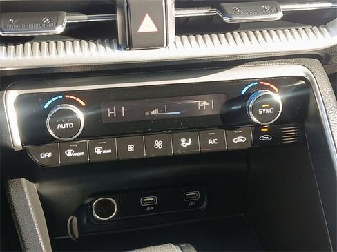 Used 2021 Kia K5 GT-Line w/ GT-Line FWD Premium Package image 18