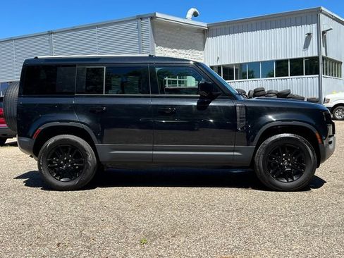 Used 2025 Land Rover Defender 110 S AWD/4WD image 47