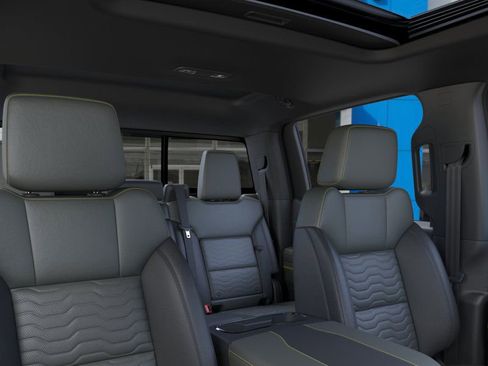 New 2026 Chevrolet Silverado 1500 ZR2 image 24