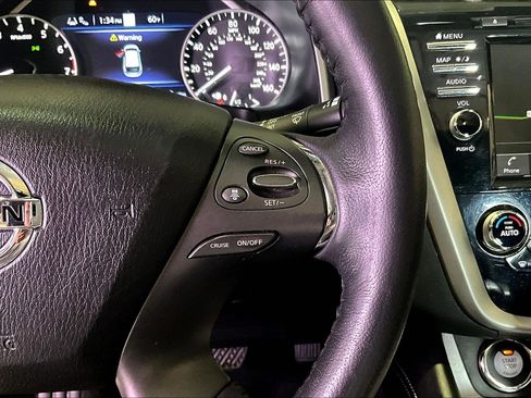 Used 2020 Nissan Murano SL w/ Moonroof Package AWD/4WD image 13