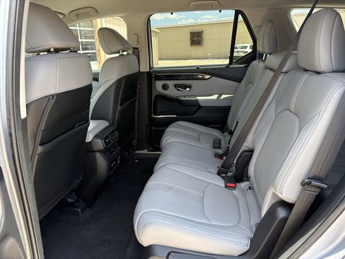Used 2023 Honda Pilot EX-L image 22