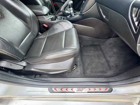 Used 2014 Ford Focus ST w/ Equipment Group 202A image 16