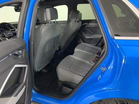 Used 2020 Audi Q3 2.0T Prestige w/ Prestige Package image 25