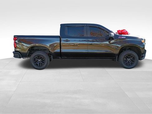 Used 2020 Chevrolet Silverado 1500 Custom Trail Boss w/ Custom Convenience Package AWD/4WD image 4