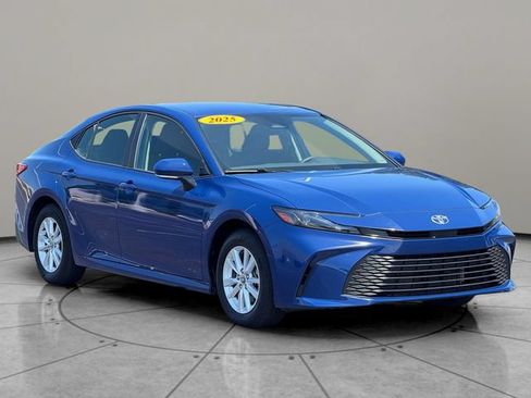 Certified 2025 Toyota Camry LE AWD/4WD image 8