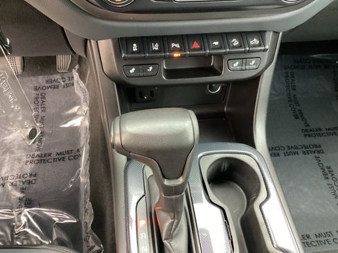 Used 2021 Chevrolet Colorado Z71 w/ Safety Package image 26