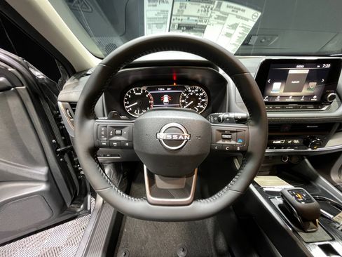 New 2026 Nissan Rogue SV image 9