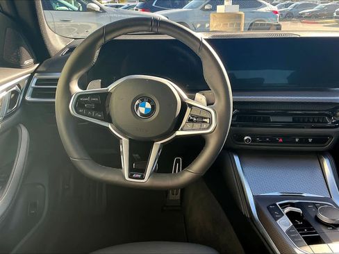 Used 2025 BMW 430i xDrive w/ M Sport Package image 8
