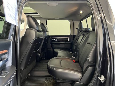 Used 2018 RAM 1500 Laramie w/ Convenience Group image 12