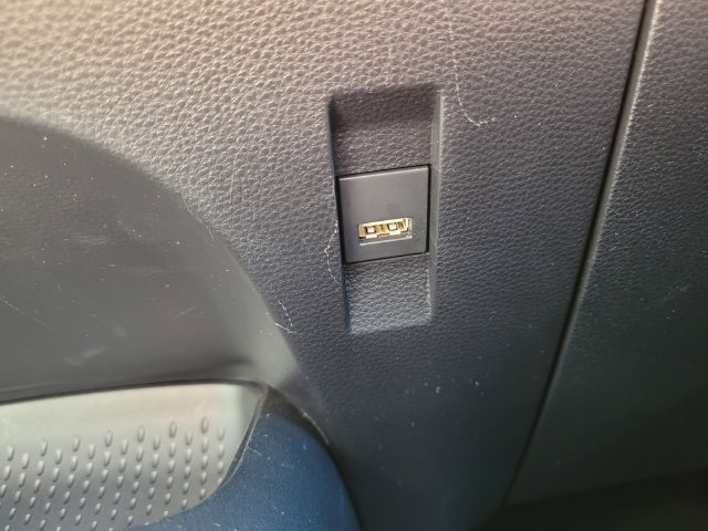Used 2022 Toyota Corolla LE FWD image 25