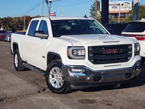 Used 2018 GMC Sierra 1500 SLT w/ All Terrain Package AWD/4WD image 22