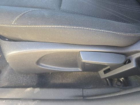 Used 2016 Ford Focus S image 9