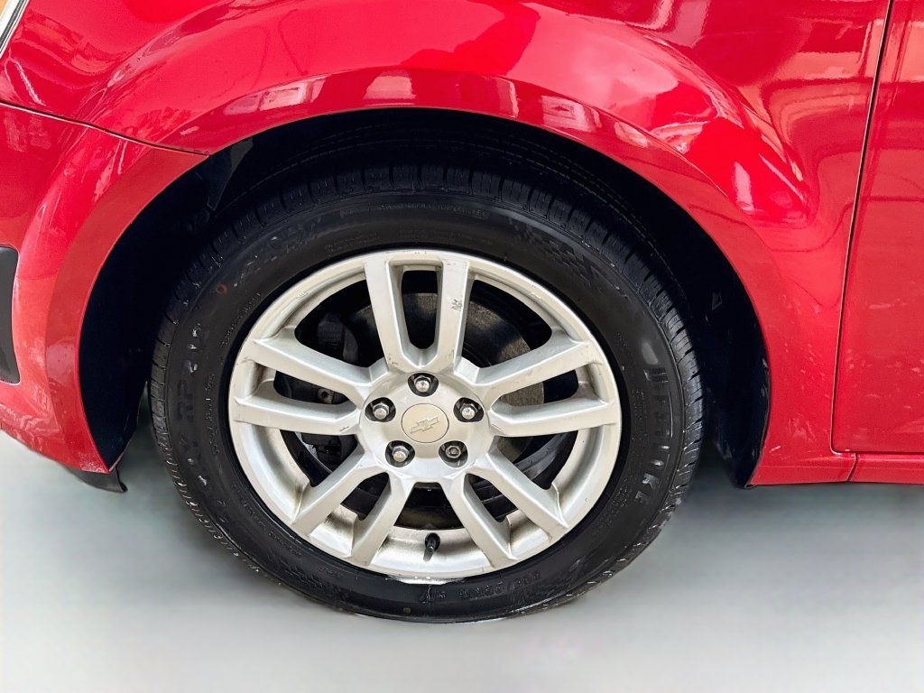 Used 2013 Chevrolet Sonic LT w/ Wheels and Fog Lamp Package FWD image 27