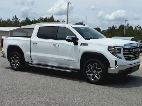 Used 2023 GMC Sierra 1500 SLT w/ SLT Premium Package AWD/4WD image 2
